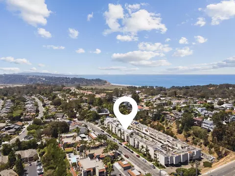 View/Area - 13754 Mango Dr #103, Del Mar, CA 92014 photo 4 of 5