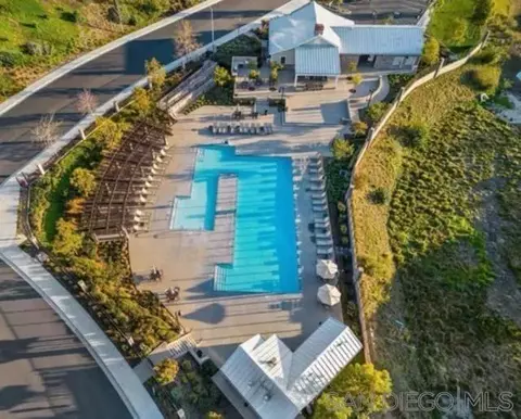 Exterior - 35835 Bay Sable Ln, Fallbrook, CA 92028 photo 9 of 13