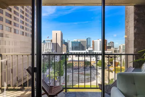 1333 8th Ave #705, San Diego, CA 92101