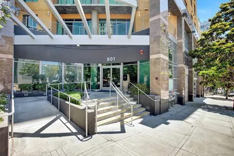 801 Ash #304, San Diego, CA 92101