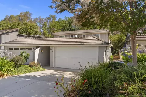 Exterior - 3118 Via De Caballo, Encinitas, CA 92024 photo 2 of 9