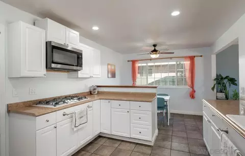 1411 Cornwall, Spring Valley, CA 91977 photo 5
