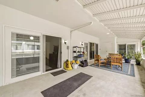 Exterior - 2364 Torrey Pines Rd #38, La Jolla, CA 92037 photo 4 of 13