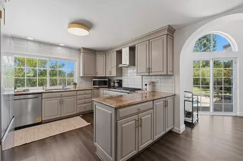 Kitchen - 1619 Mapleleaf Ct, Encinitas, CA 92024 photo 2 of 6