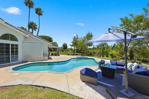 Exterior - 1619 Mapleleaf Ct, Encinitas, CA 92024 photo 13 of 13