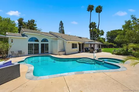 Exterior - 1619 Mapleleaf Ct, Encinitas, CA 92024 photo 12 of 13