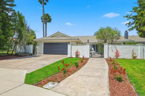 Exterior - 1619 Mapleleaf Ct, Encinitas, CA 92024 photo 2 of 13