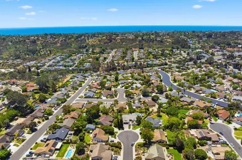 View/Area - 1619 Mapleleaf Ct, Encinitas, CA 92024 photo 2 of 10