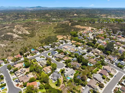 View/Area - 1619 Mapleleaf Ct, Encinitas, CA 92024 photo 5 of 10