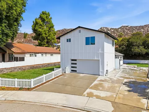 Exterior - 10440 Bosque Dr, Lakeside, CA 92040 photo 3 of 8
