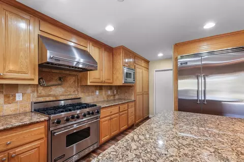Kitchen - 12651 Ridgeton, Lakeside, CA 92040 photo 4 of 4