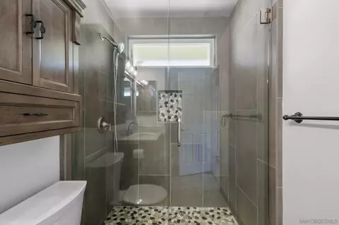 Bath - 12651 Ridgeton, Lakeside, CA 92040 photo 5 of 5