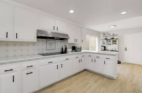 29 Blue Anchor Cay Rd, Coronado, CA 92118 photo 9