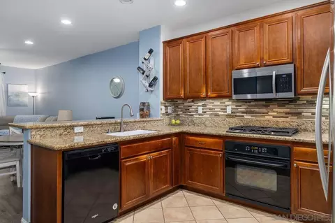 Kitchen - 156 Via Montisi, Santee, CA 92071 photo 3 of 3