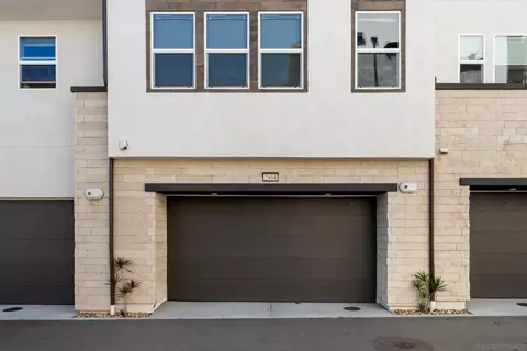 2804 Avella Cir, San Diego, CA 92108