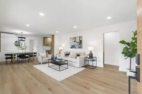 5041 Canosa, San Diego, CA 92117