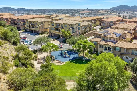 View/Area - 1205 Calabria St, Santee, CA 92071 photo 3 of 10