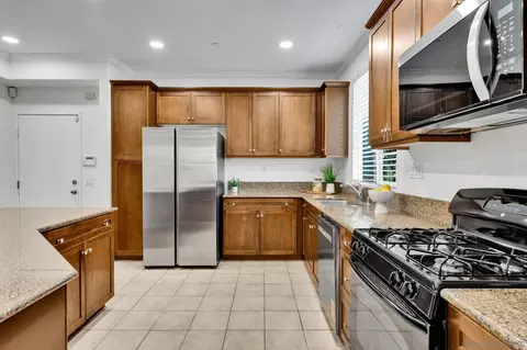 Kitchen - 1205 Calabria St, Santee, CA 92071 photo 2 of 6