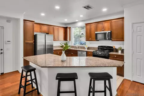 Kitchen - 1205 Calabria St, Santee, CA 92071 photo 4 of 6