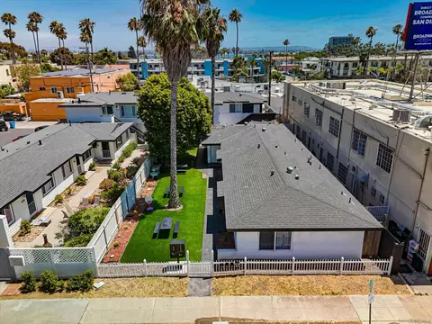 1007-1017 Hornblend St, San Diego, CA 92109