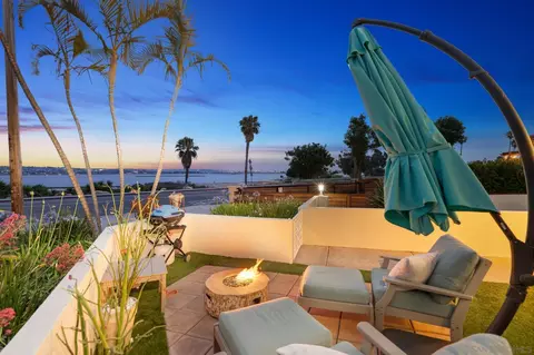 3822 Sequoia St, San Diego, CA 92109