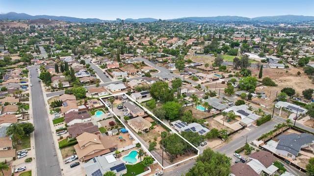 1935 Miller #1, Escondido, CA 92025