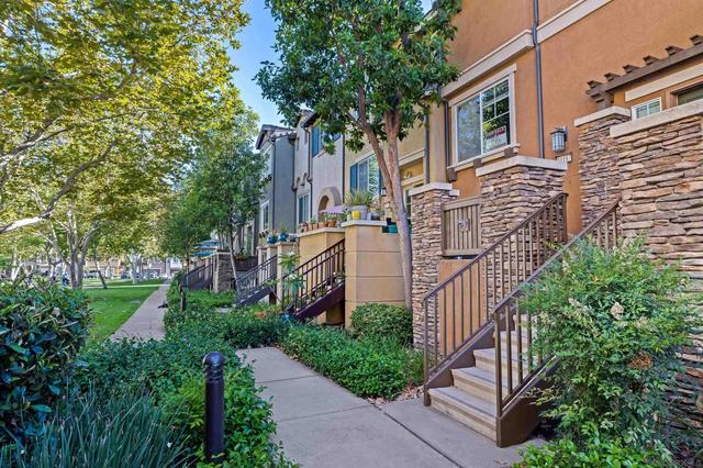 10187 Little Leaf, Santee, CA 92071