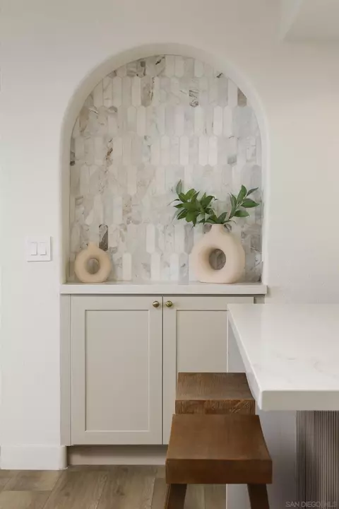 Kitchen - 406 Paseo Pacifica, Encinitas, CA 92024 photo 2 of 2