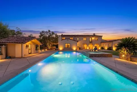 8306 The Landing Way, San Diego, CA 92127
