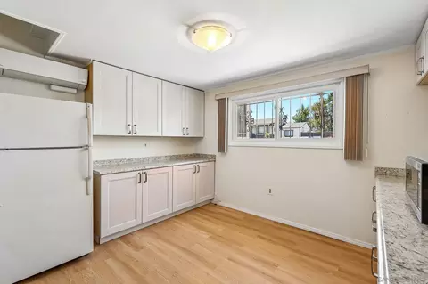 Kitchen - 7183 Purdue, La Mesa, CA 91942 photo 7 of 9