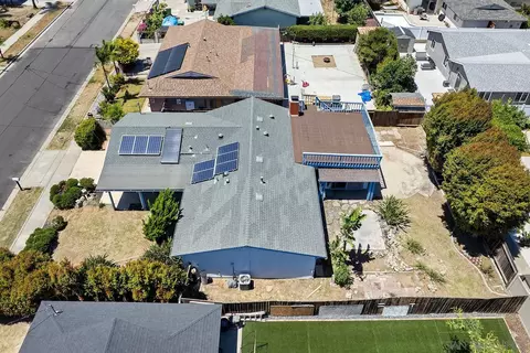View/Area - 4914 Verde Dr, Oceanside, CA 92057 photo 2 of 7