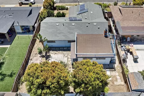 View/Area - 4914 Verde Dr, Oceanside, CA 92057 photo 3 of 7