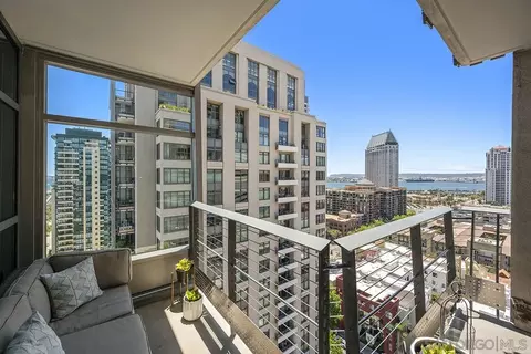 645 Front St #1807, San Diego, CA 92101