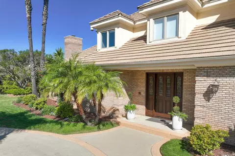 Exterior - 17941 Vista Lomas, Poway, CA 92064 photo 2 of 11