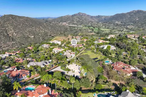 View/Area - 17941 Vista Lomas, Poway, CA 92064 photo 3 of 3