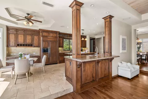 Kitchen - 17941 Vista Lomas, Poway, CA 92064 photo 5 of 5