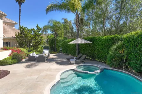 Exterior - 17941 Vista Lomas, Poway, CA 92064 photo 7 of 11