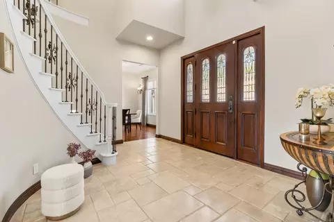 Entry Way - 17941 Vista Lomas, Poway, CA 92064 photo 1 of 4