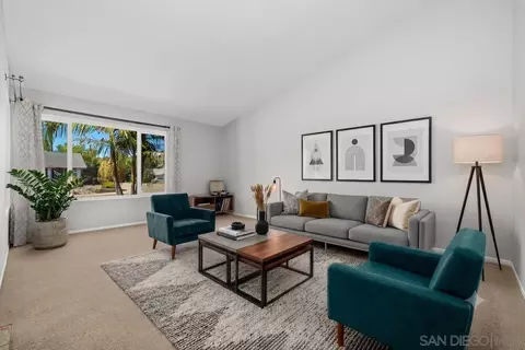 Living - 9933 Oakstone Ct, Santee, CA 92071 photo 1 of 6