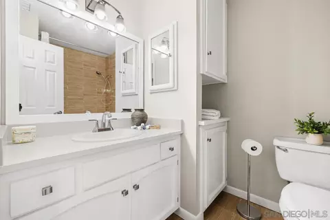 Bath - 9933 Oakstone Ct, Santee, CA 92071 photo 1 of 3