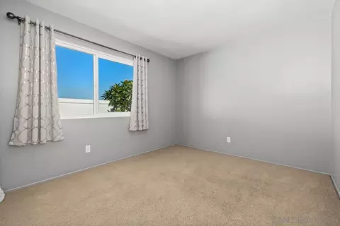 Bedroom - 9933 Oakstone Ct, Santee, CA 92071 photo 8 of 8