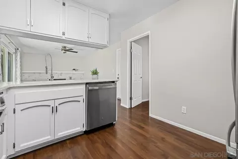 Kitchen - 9933 Oakstone Ct, Santee, CA 92071 photo 1 of 4