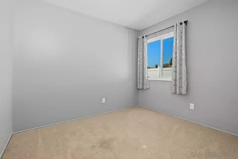 Bedroom - 9933 Oakstone Ct, Santee, CA 92071 photo 4 of 8