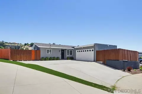 320 James St, Escondido, CA 92027