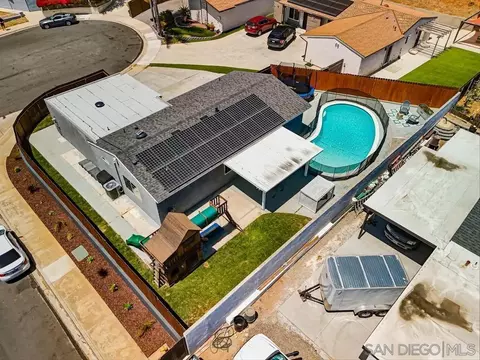 View/Area - 320 James St, Escondido, CA 92027 photo 4 of 13