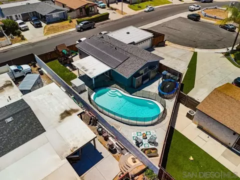 View/Area - 320 James St, Escondido, CA 92027 photo 5 of 13