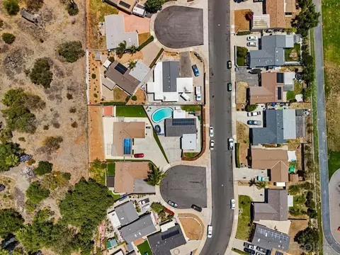 View/Area - 320 James St, Escondido, CA 92027 photo 8 of 13
