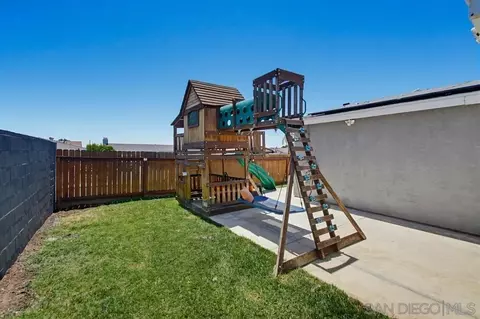 Exterior - 320 James St, Escondido, CA 92027 photo 4 of 10