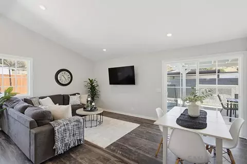 Living - 320 James St, Escondido, CA 92027 photo 1 of 2