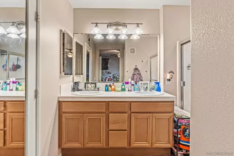 Bath - 14 Via Montisi, Santee, CA 92071 photo 2 of 3